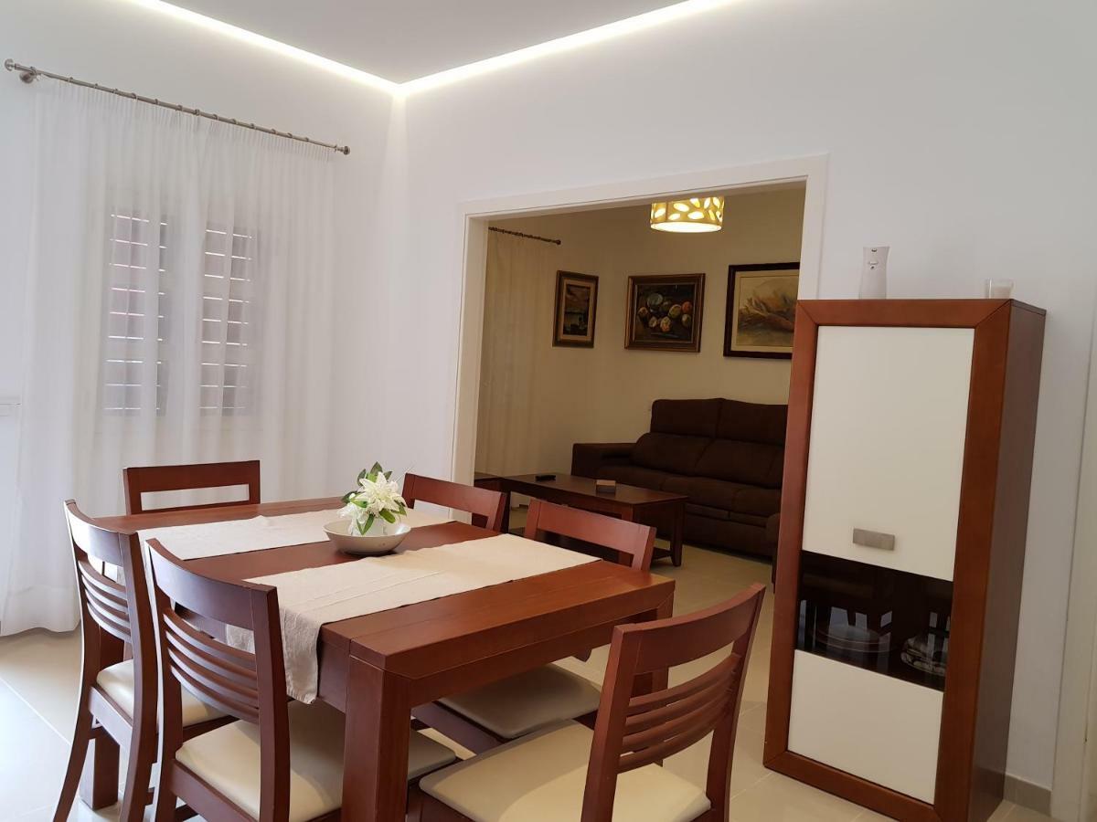 Fantastica Vivienda Familiar Con Jacuzzi Y Sauna Villa Las Palmas de Gran Canaria Ngoại thất bức ảnh